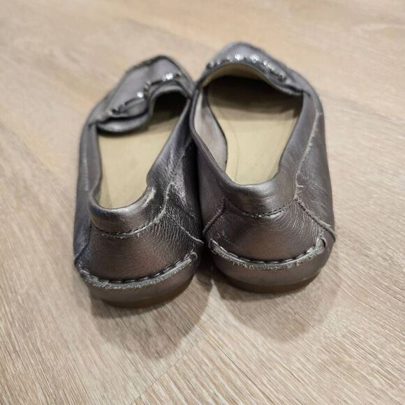 Coach Fortunata Loafers Women's 8.5M Metallic Silver Leather Pebble Grain Flats - Picture 4 of 7